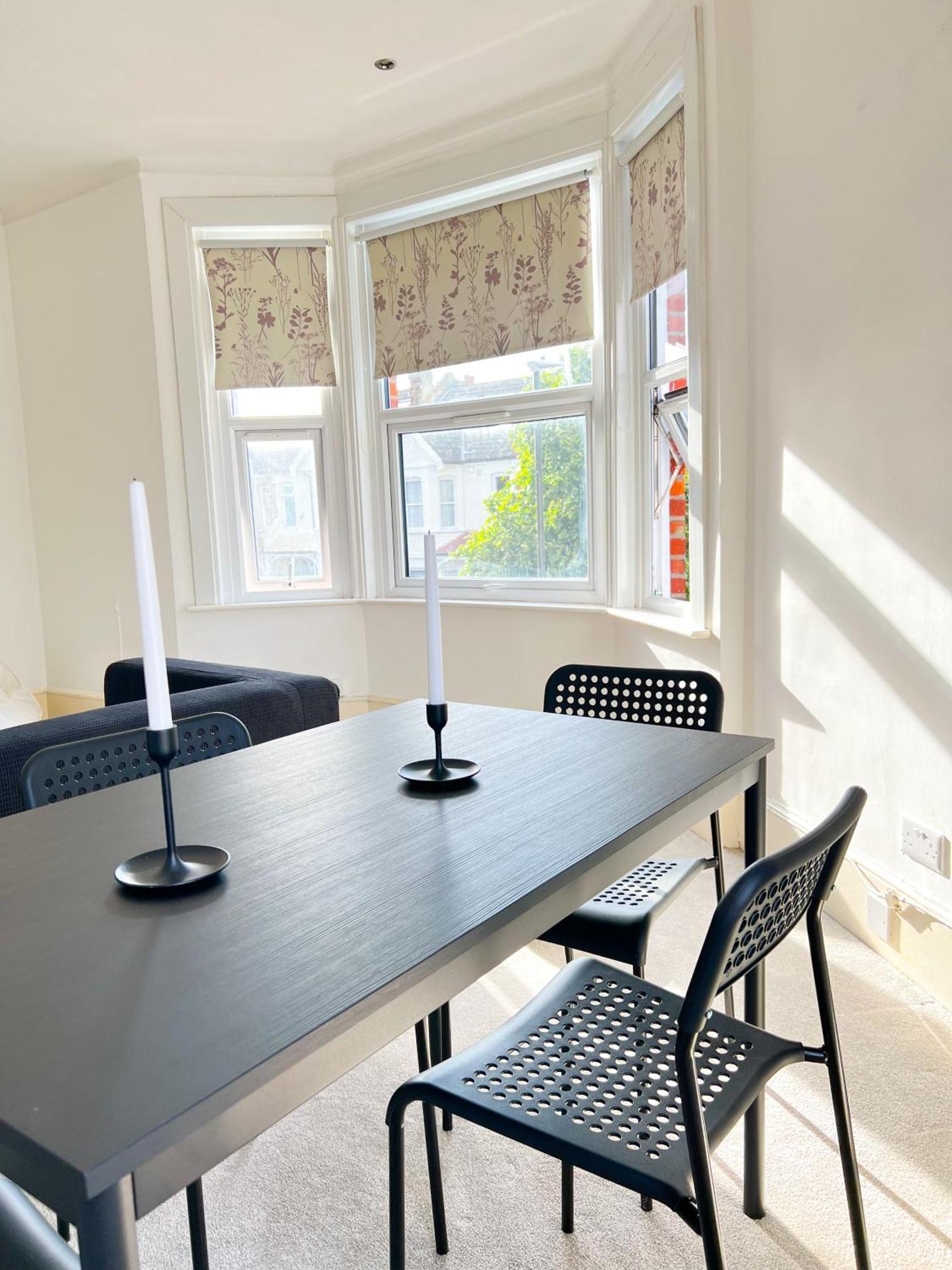 Welcome 2 Bedrooms Flat In Wimbledon Londres Exterior foto